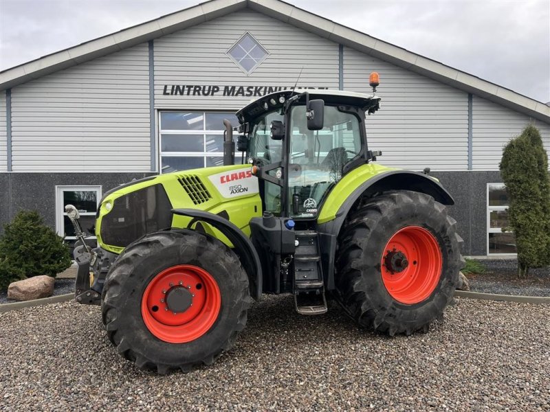 Traktor типа CLAAS AXION 850 Med Frontlift og front PTO, Gebrauchtmaschine в Lintrup (Фотография 1)