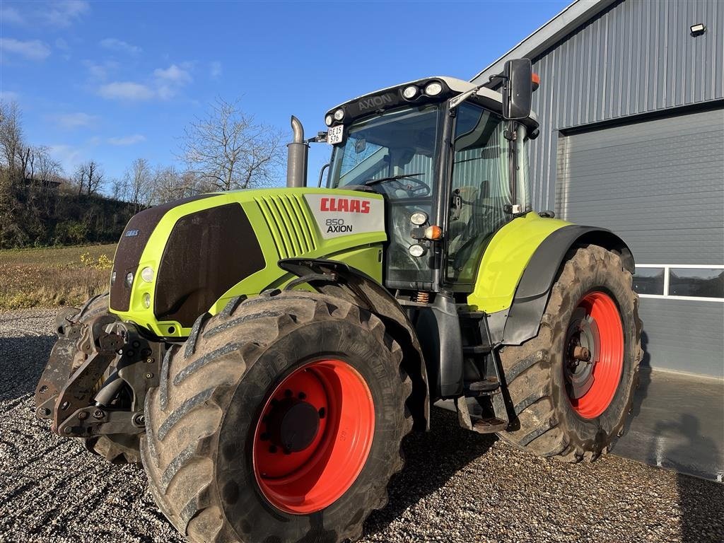 Traktor tipa CLAAS AXION 850 Powershift / front PTO, Gebrauchtmaschine u Vejle (Slika 1)