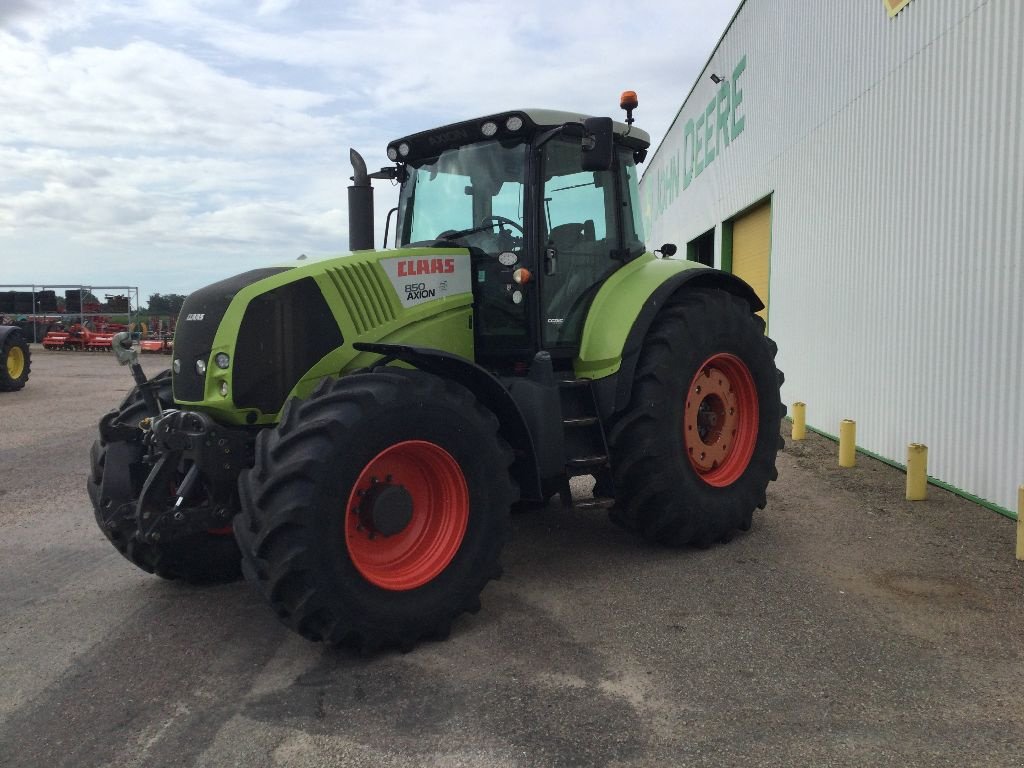 Traktor des Typs CLAAS AXION 850, Gebrauchtmaschine in LISIEUX (Bild 2)