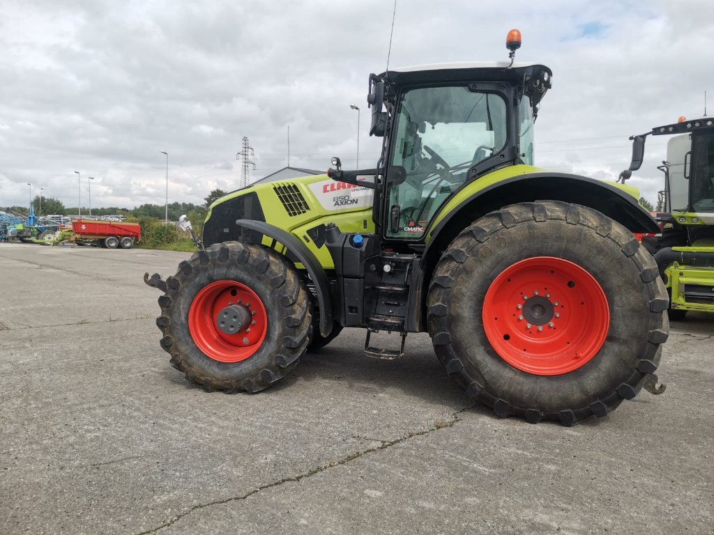 Traktor del tipo CLAAS AXION 850, Gebrauchtmaschine en Marolles (Imagen 8)