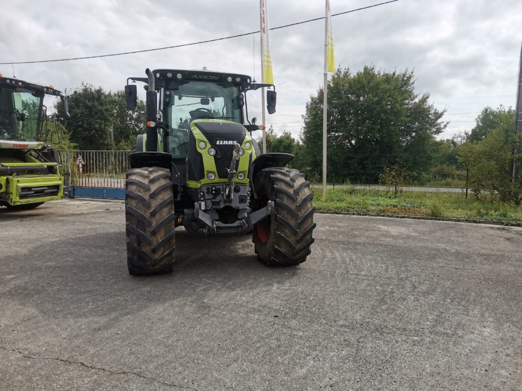 Traktor van het type CLAAS AXION 850, Gebrauchtmaschine in Marolles (Foto 2)