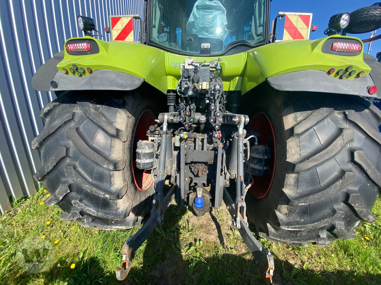 Traktor des Typs CLAAS Axion 850, Gebrauchtmaschine in Bützow (Bild 3)