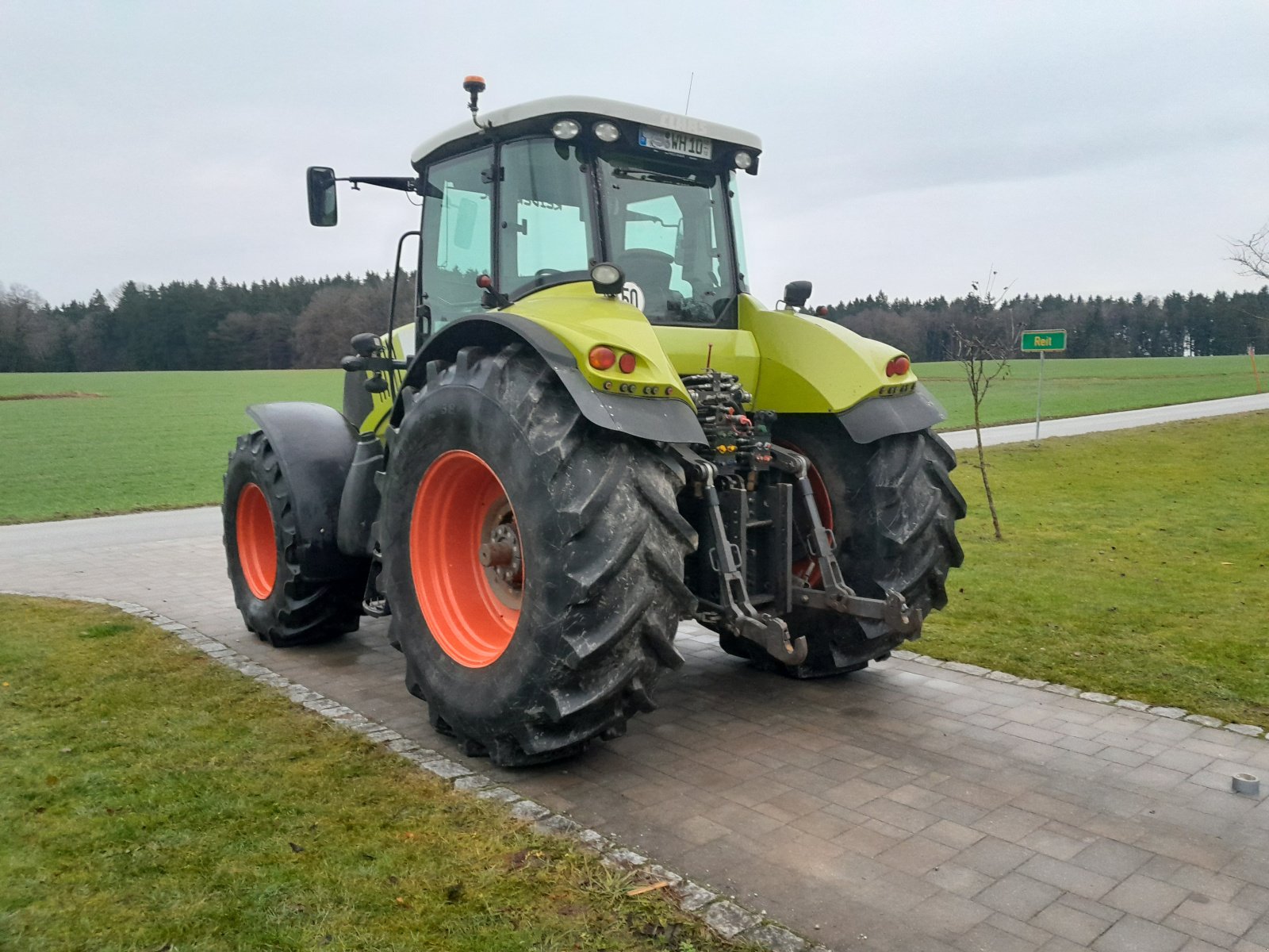 Traktor от тип CLAAS Axion 850, Gebrauchtmaschine в Obing (Снимка 3)