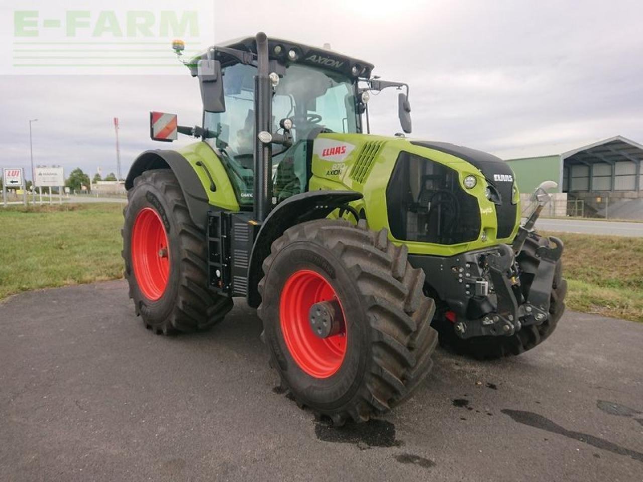 Traktor of the type CLAAS axion 870 cmatic cebis CMATIC CEBIS, Gebrauchtmaschine in ILZ (Picture 2)