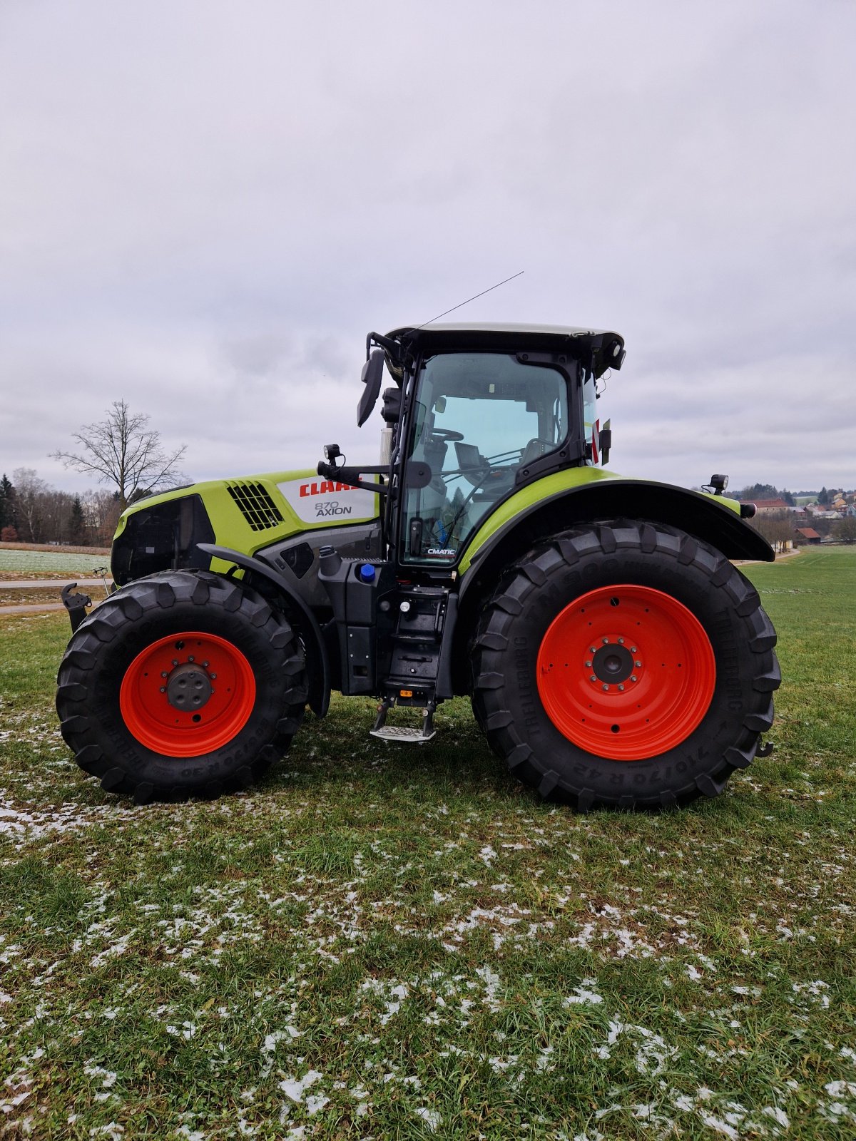 Traktor des Typs CLAAS Axion 870 CMATIC  CEBIS, Gebrauchtmaschine in Moosbach (Bild 5)