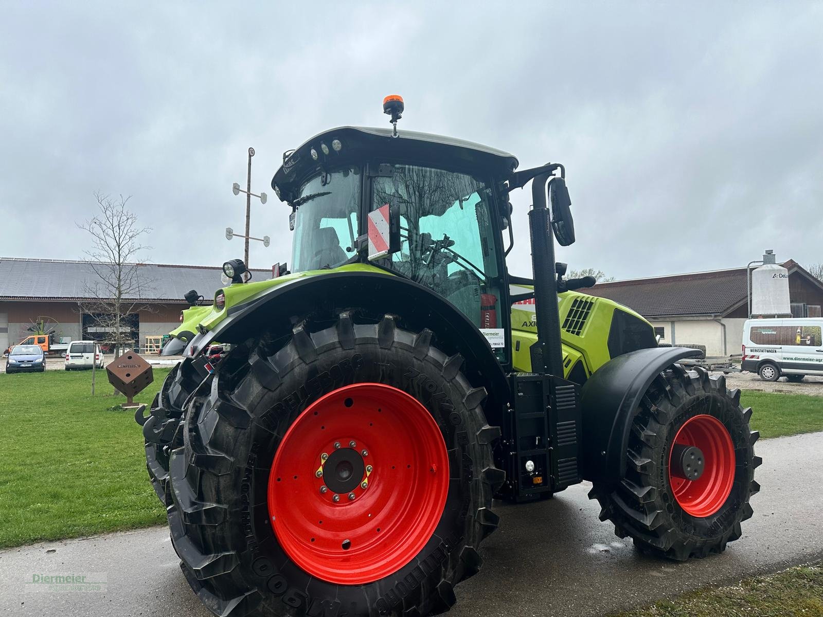 Traktor des Typs CLAAS Axion 870 CMATIC  CEBIS, Gebrauchtmaschine in Bergkirchen (Bild 4)