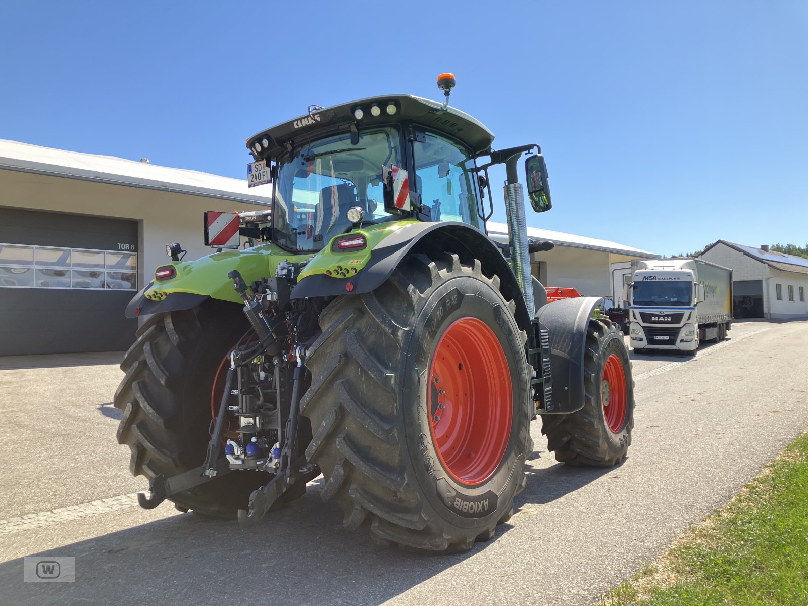 Traktor des Typs CLAAS Axion 870 CMATIC  CEBIS, Neumaschine in Zell an der Pram (Bild 5)