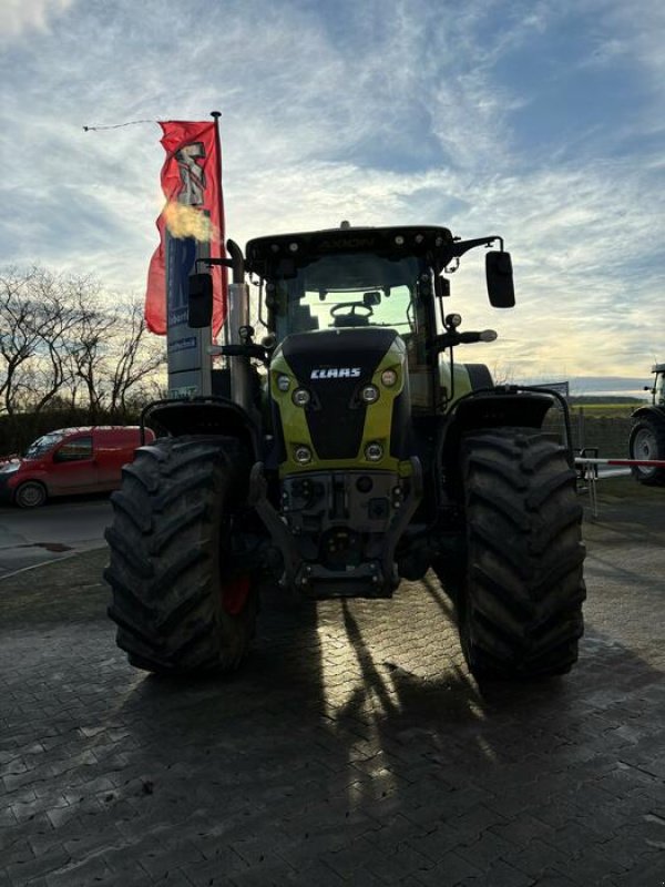 Traktor des Typs CLAAS AXION 870 CMATIC CEBIS, Gebrauchtmaschine in Anröchte-Altengeseke (Bild 4)