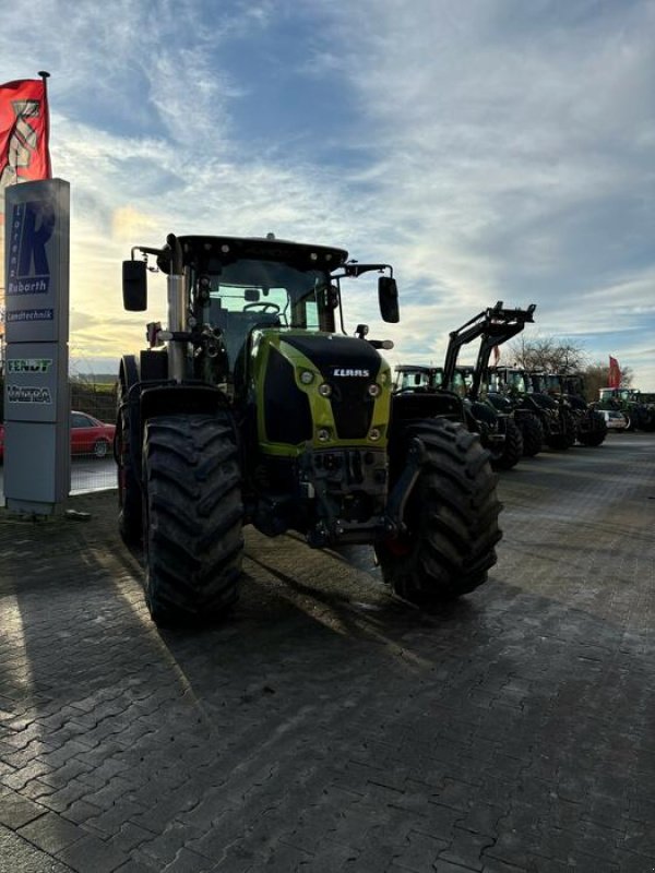 Traktor des Typs CLAAS AXION 870 CMATIC CEBIS, Gebrauchtmaschine in Anröchte-Altengeseke (Bild 3)