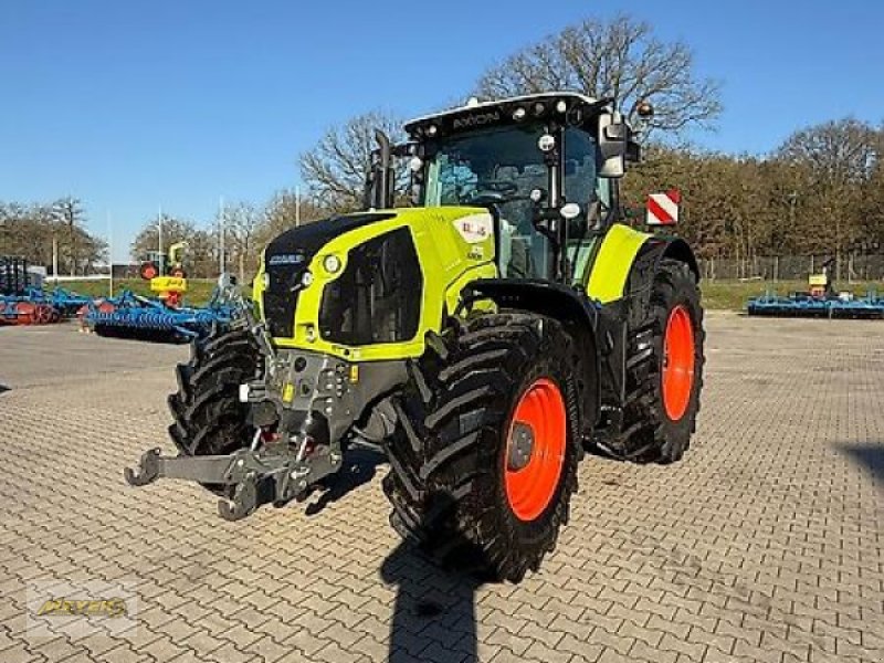 Traktor del tipo CLAAS Axion 870 CMATIC CEBIS, Neumaschine In Andervenne