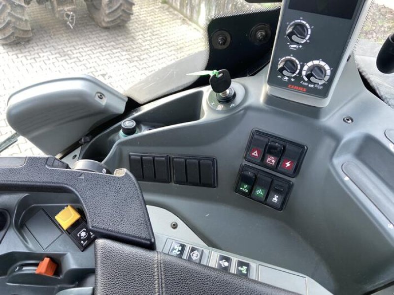 Traktor a típus CLAAS AXION 870 CMATIC CEBIS, Gebrauchtmaschine ekkor: Kottenheim (Kép 17)