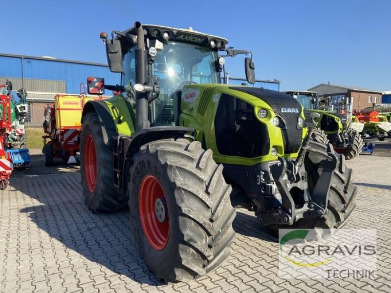 Traktor tipa CLAAS AXION 870 CMATIC CEBIS, Gebrauchtmaschine u Alpen (Slika 1)