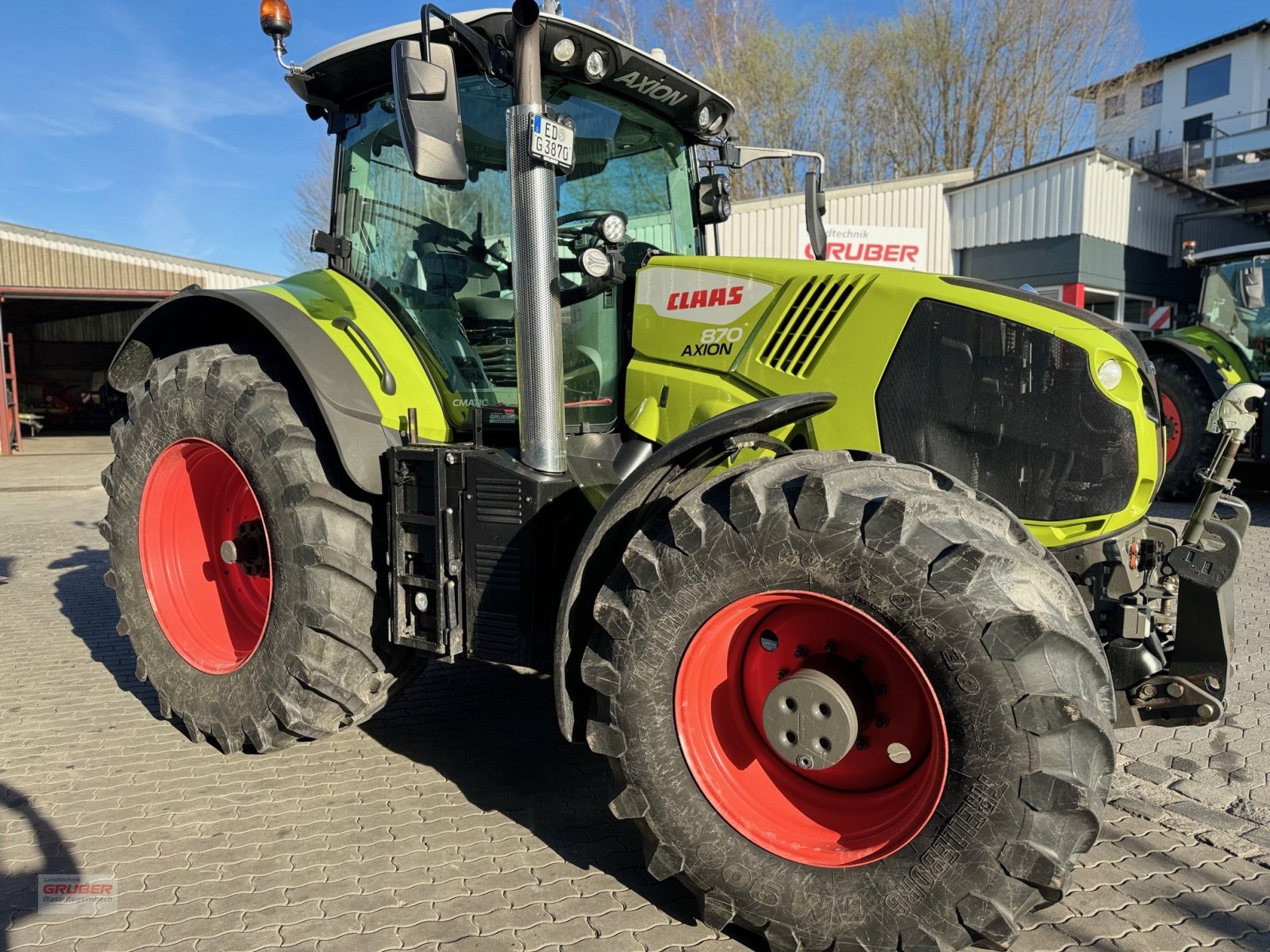 Traktor des Typs CLAAS Axion 870 CMatic CIS+, Gebrauchtmaschine in Dorfen (Bild 3)