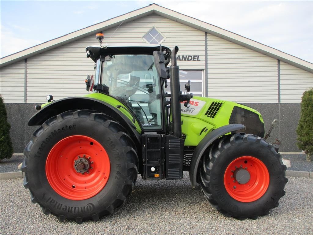 Traktor of the type CLAAS AXION 870 CMATIC med frontlift og front PTO, GPS ready, Gebrauchtmaschine in Lintrup (Picture 3)