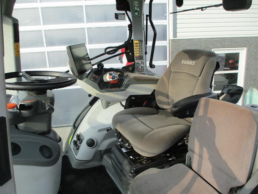 Traktor del tipo CLAAS AXION 870 CMATIC med frontlift og front PTO, GPS ready, Gebrauchtmaschine en Lintrup (Imagen 5)