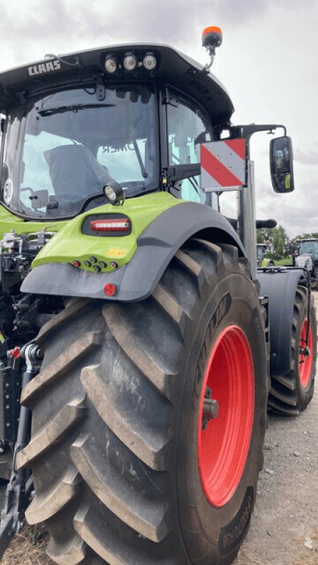 Traktor Türe ait CLAAS AXION 870 CMATIC S5 SUR MESURE, Gebrauchtmaschine içinde HONDEGHEM (resim 3)