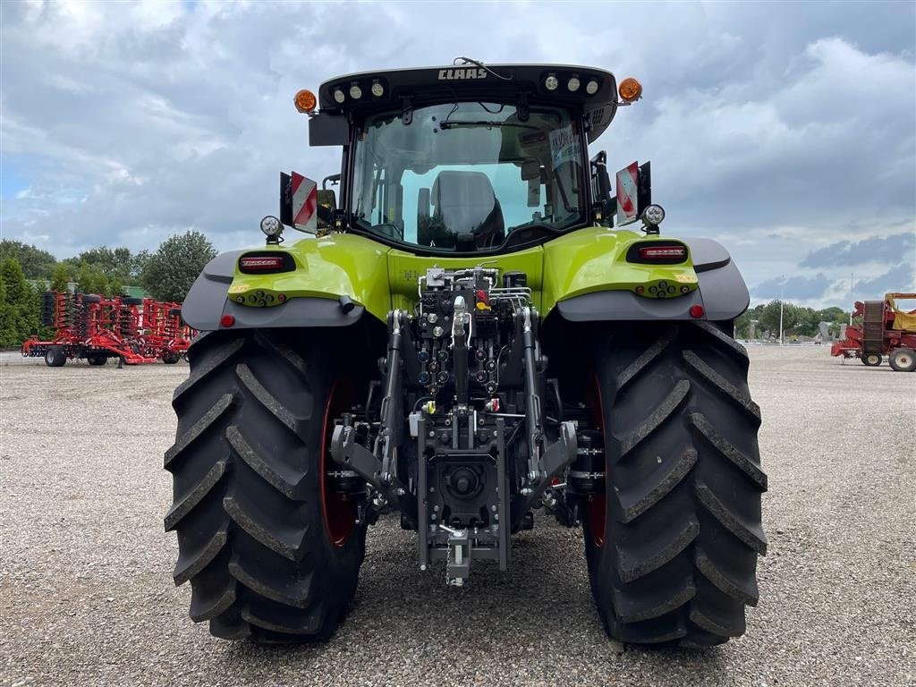 Traktor van het type CLAAS AXION 870 CMATIC, Gebrauchtmaschine in Tinglev (Foto 8)