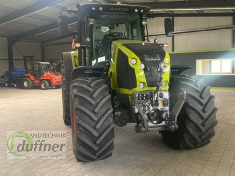 Traktor des Typs CLAAS Axion 870 CMATIC, Gebrauchtmaschine in Hohentengen (Bild 2)