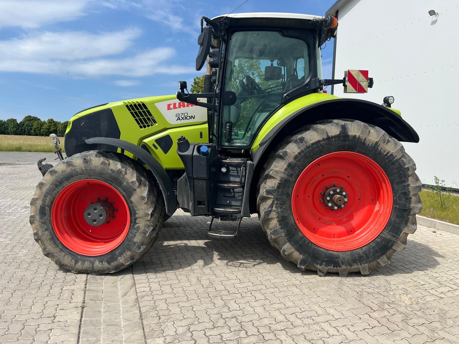 Traktor van het type CLAAS Axion 870 CMatic, Gebrauchtmaschine in Richtenberg (Foto 2)