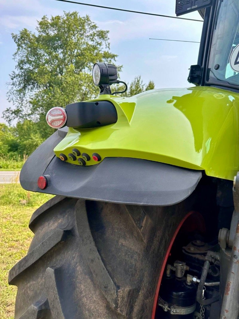 Traktor del tipo CLAAS Axion 870 CMATIC, Gebrauchtmaschine In Liebenwalde (Immagine 13)