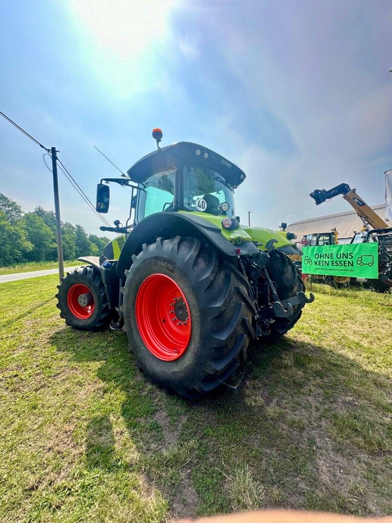 Traktor типа CLAAS Axion 870 CMATIC, Gebrauchtmaschine в Liebenwalde (Фотография 20)