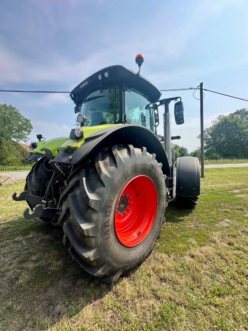 Traktor του τύπου CLAAS Axion 870 CMATIC, Gebrauchtmaschine σε Liebenwalde (Φωτογραφία 16)