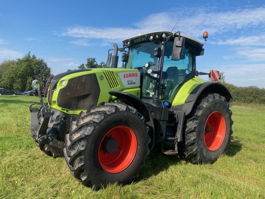 Traktor typu CLAAS AXION 870 CMATIC, Gebrauchtmaschine v Aabenraa (Obrázek 1)