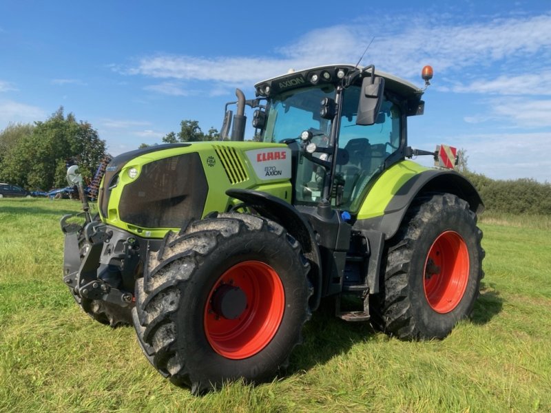 Traktor del tipo CLAAS AXION 870 CMATIC, Gebrauchtmaschine en Aabenraa