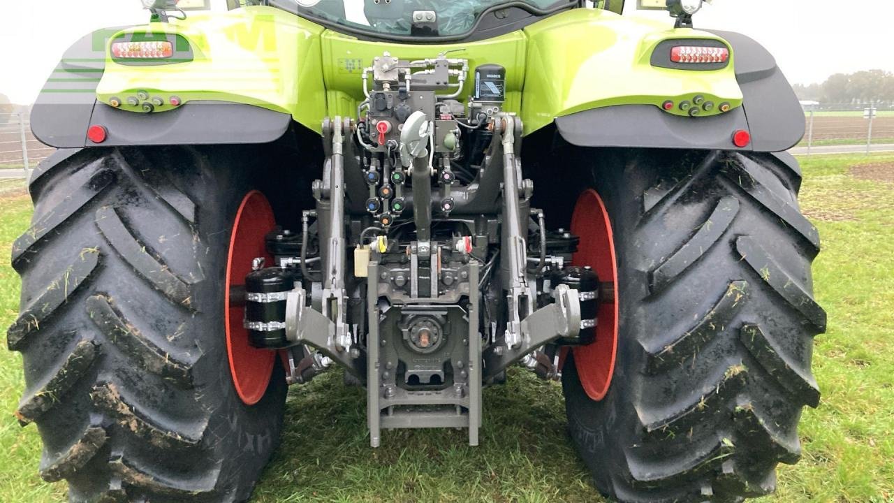 Traktor van het type CLAAS AXION 870 - HOT DEAL, Gebrauchtmaschine in Hamburg (Foto 20)