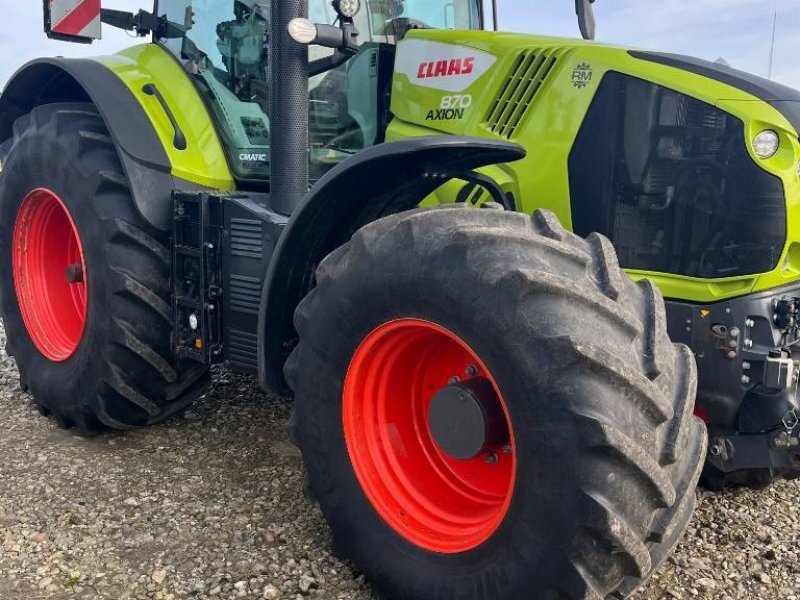 Traktor tipa CLAAS AXION 870, Gebrauchtmaschine u Ringe