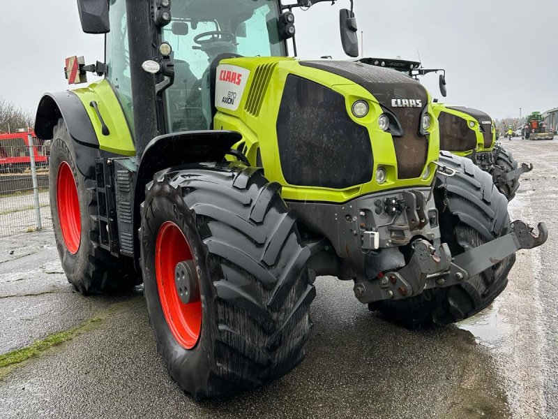 Traktor от тип CLAAS Axion 870, Gebrauchtmaschine в Süderlügum (Снимка 1)