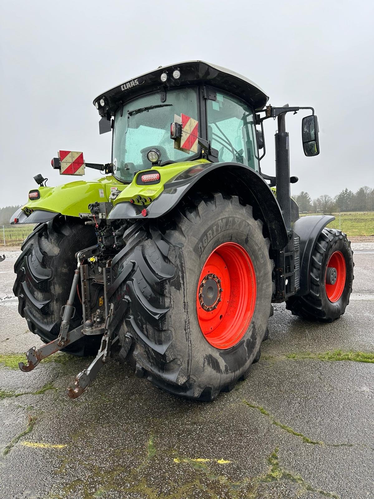 Traktor Türe ait CLAAS Axion 870, Gebrauchtmaschine içinde Süderlügum (resim 4)