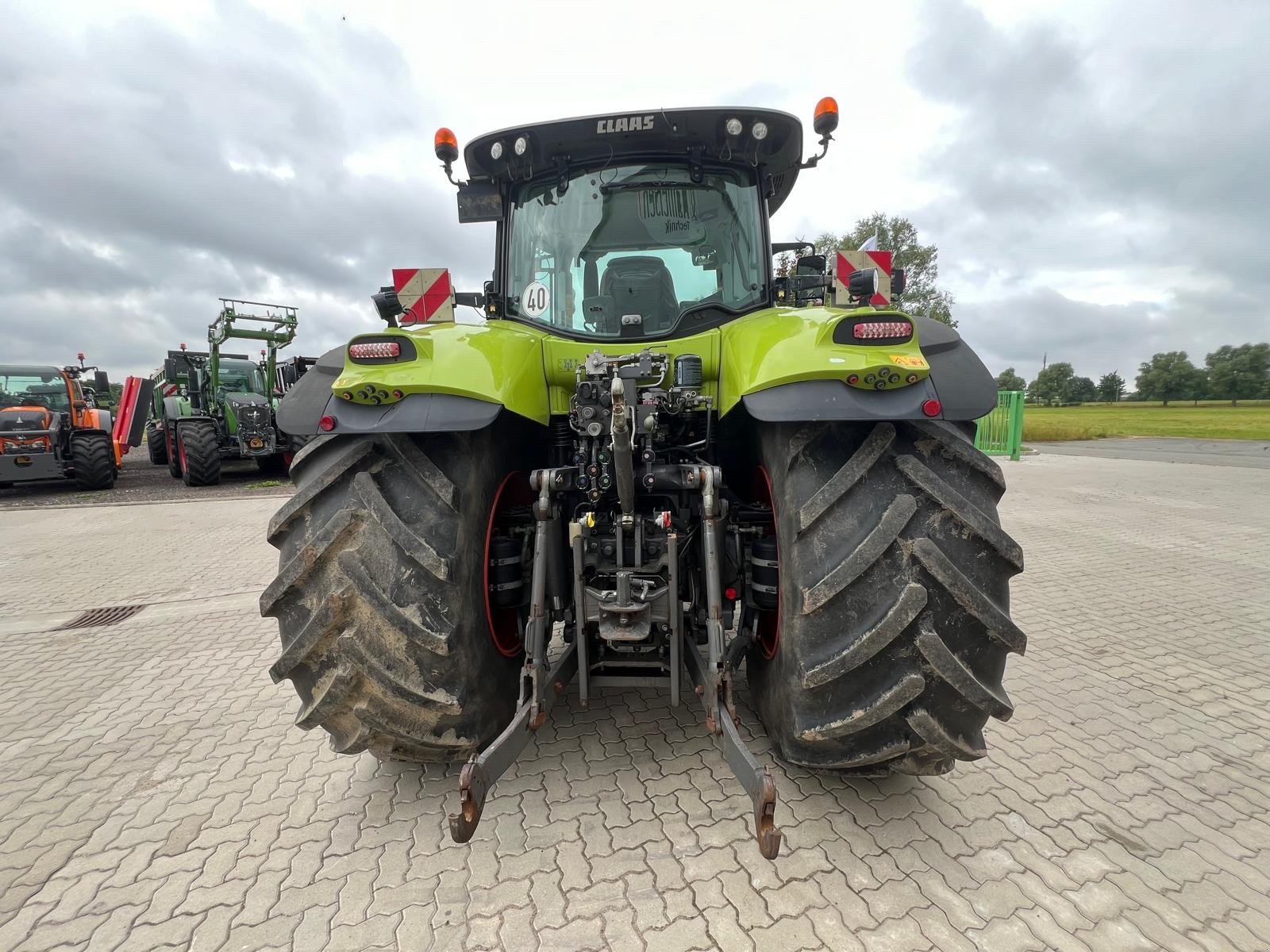 Traktor des Typs CLAAS Axion 870, Gebrauchtmaschine in Richtenberg (Bild 4)