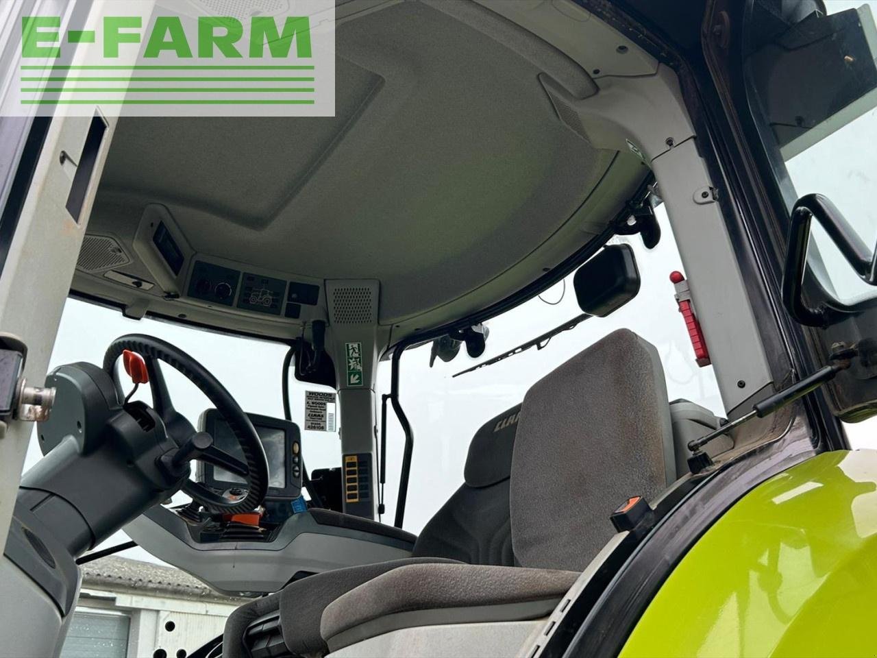 Traktor van het type CLAAS AXION 870, Gebrauchtmaschine in SLEAFORD (Foto 6)