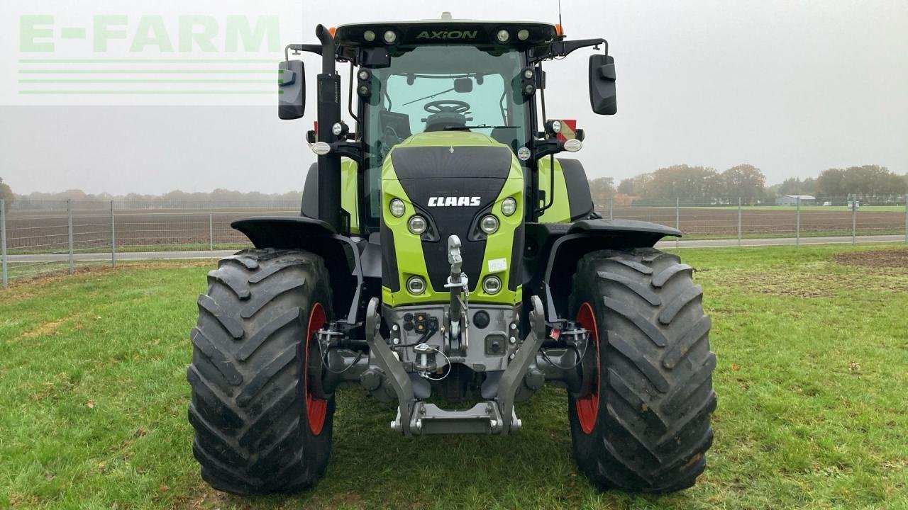 Traktor tip CLAAS AXION 870, Gebrauchtmaschine in Hamburg (Poză 2)