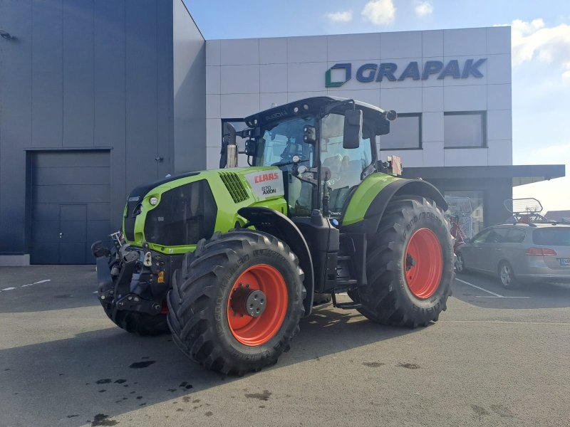 Traktor van het type CLAAS Axion 870, Gebrauchtmaschine in Naklo