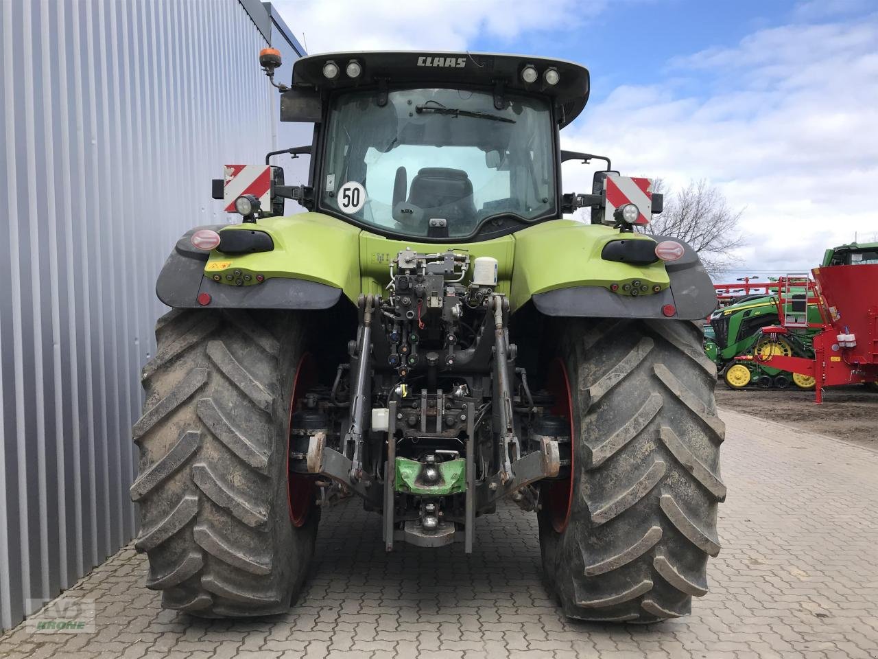 Traktor van het type CLAAS Axion 870, Gebrauchtmaschine in Alt-Mölln (Foto 5)