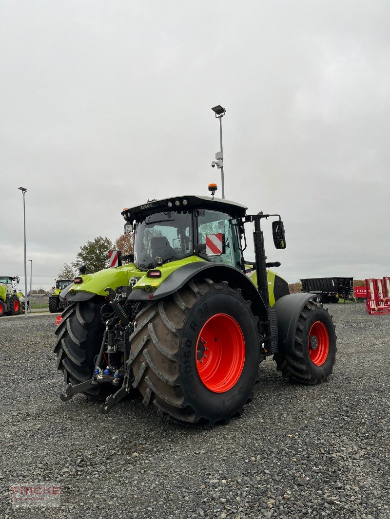 Traktor Türe ait CLAAS Axion 870, Neumaschine içinde Heeslingen (resim 5)