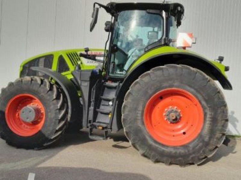 Traktor a típus CLAAS AXION 920, Gebrauchtmaschine ekkor: Belleville sur Meuse (Kép 1)