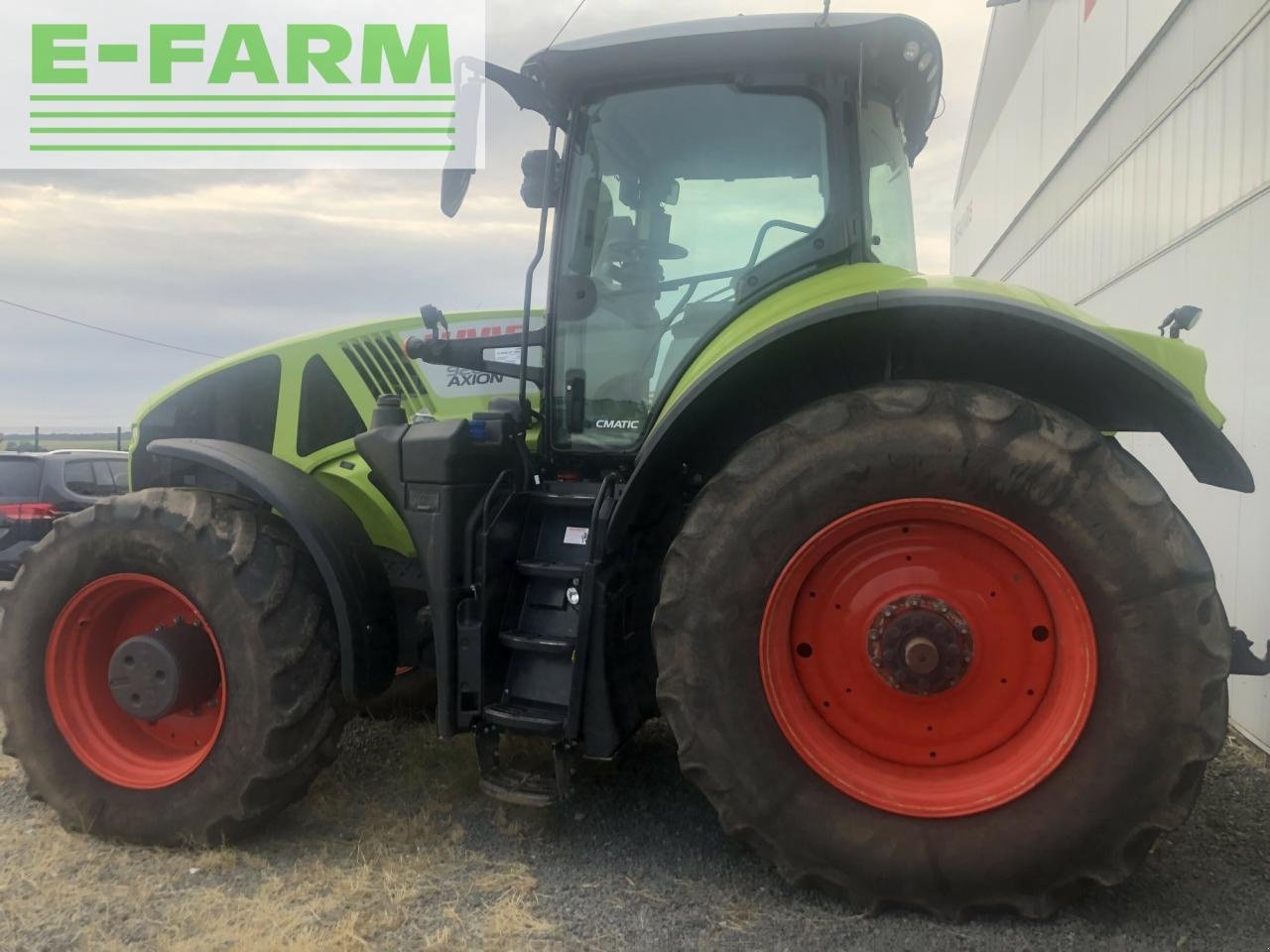 Traktor typu CLAAS axion 920, Gebrauchtmaschine w BLENDECQUES (Zdjęcie 3)