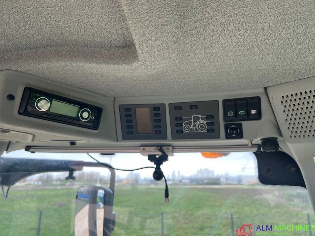 Traktor del tipo CLAAS Axion 920, Gebrauchtmaschine en LAARNE (Imagen 6)