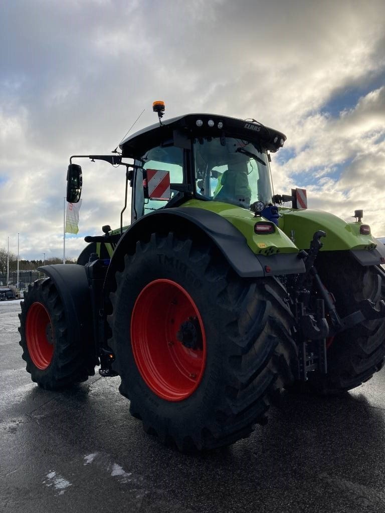 Traktor van het type CLAAS AXION 930 CMATIC CEBIS, Gebrauchtmaschine in Kolding (Foto 6)