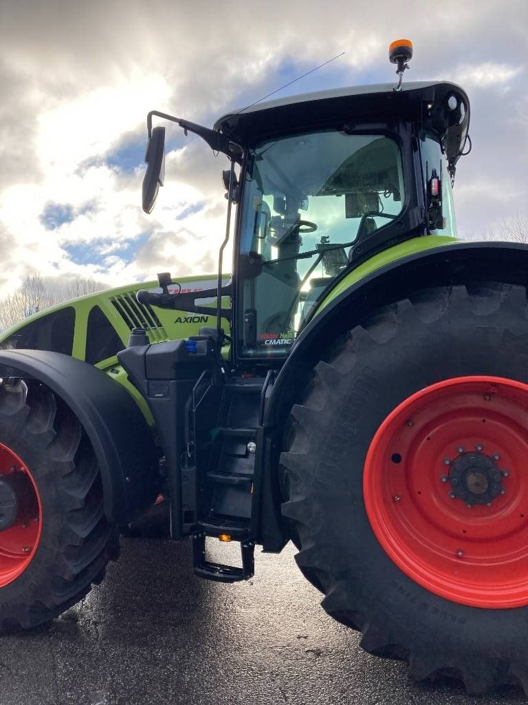 Traktor typu CLAAS AXION 930 CMATIC CEBIS, Gebrauchtmaschine w Aalestrup (Zdjęcie 4)