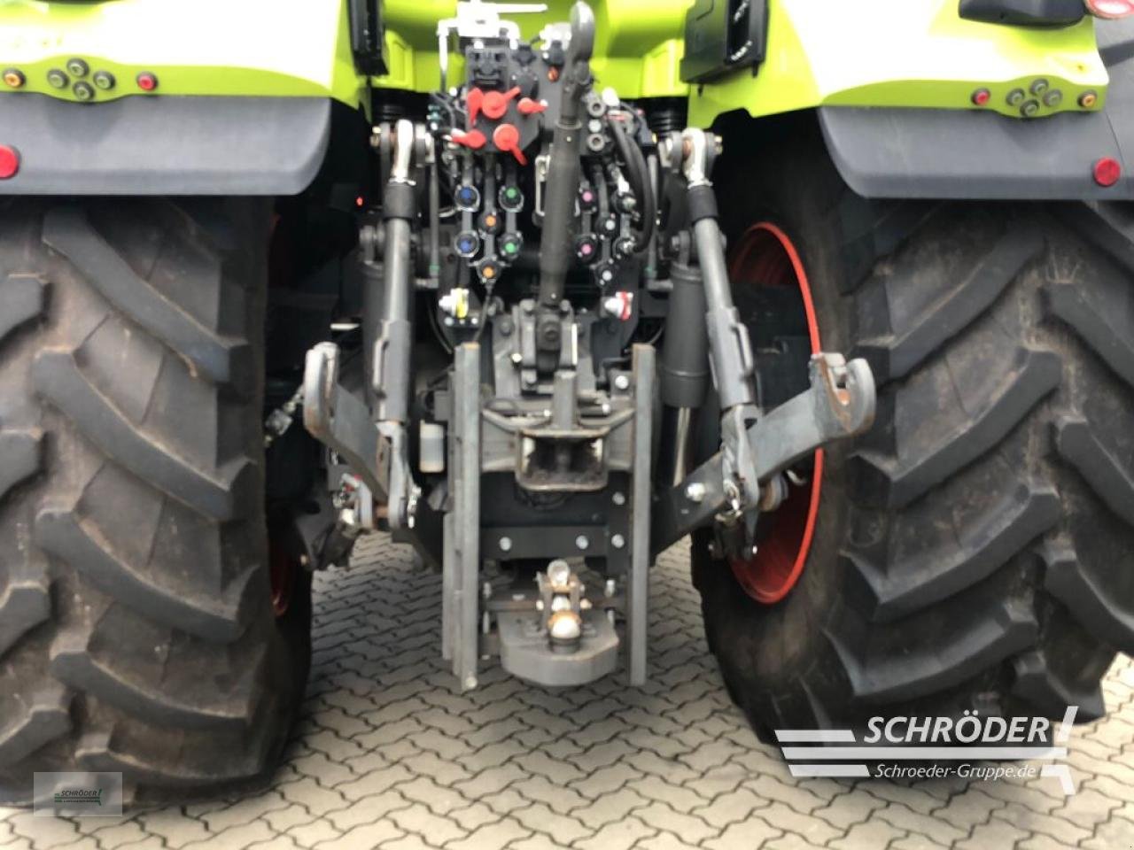 Traktor del tipo CLAAS AXION 930 CMATIC RTK, Gebrauchtmaschine en Ahlerstedt (Imagen 5)