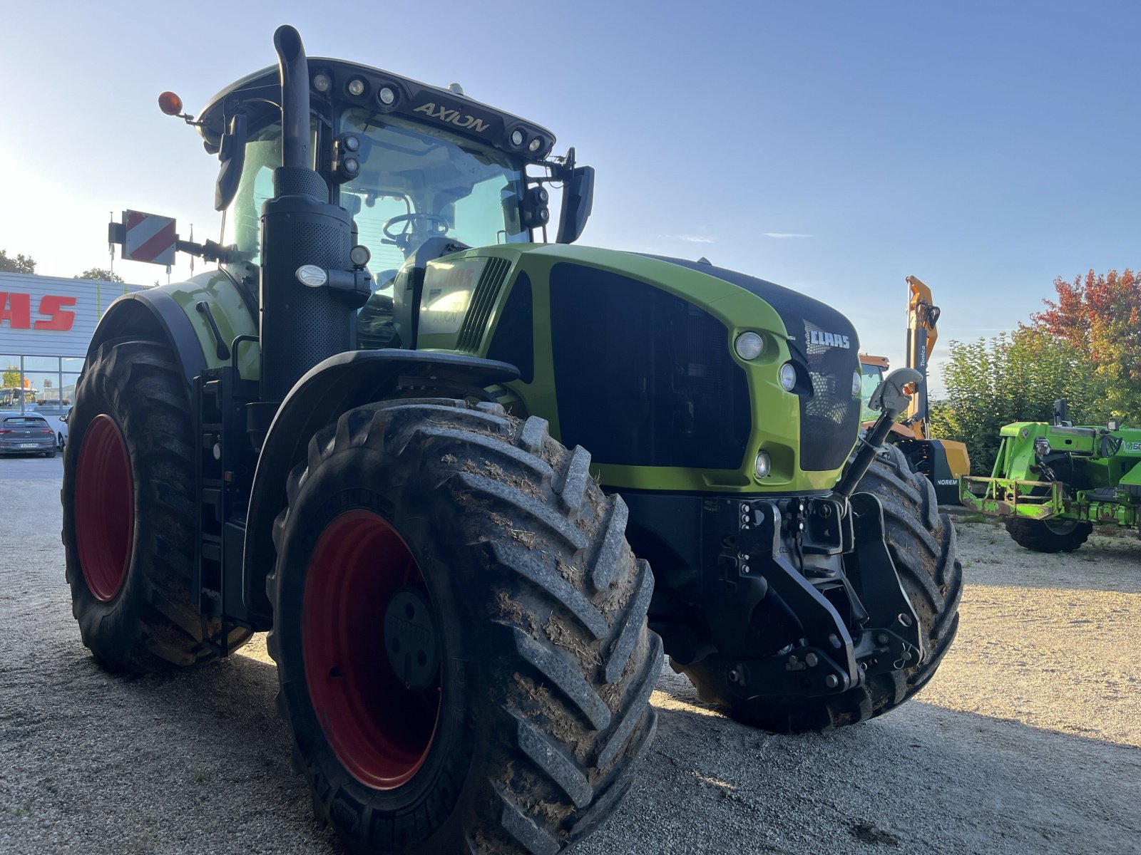 Traktor a típus CLAAS AXION 930 CMATIC SUR MESURE, Gebrauchtmaschine ekkor: PONTIVY (Kép 1)