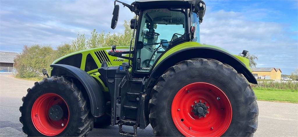 Traktor от тип CLAAS AXION 930 stage IV MR CEBIS, Gebrauchtmaschine в Vinderup (Снимка 8)