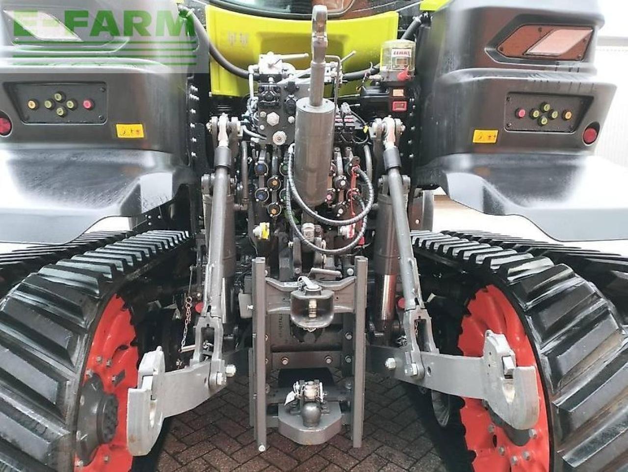 Traktor типа CLAAS axion 930 terra trac, Gebrauchtmaschine в ag BROEKLAND (Фотография 7)