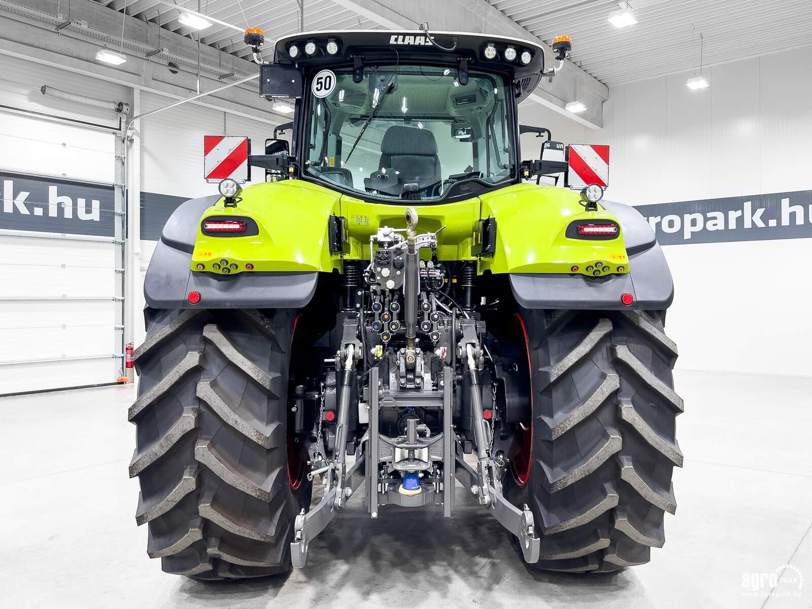 Traktor от тип CLAAS Axion 930, Gebrauchtmaschine в Csengele (Снимка 5)