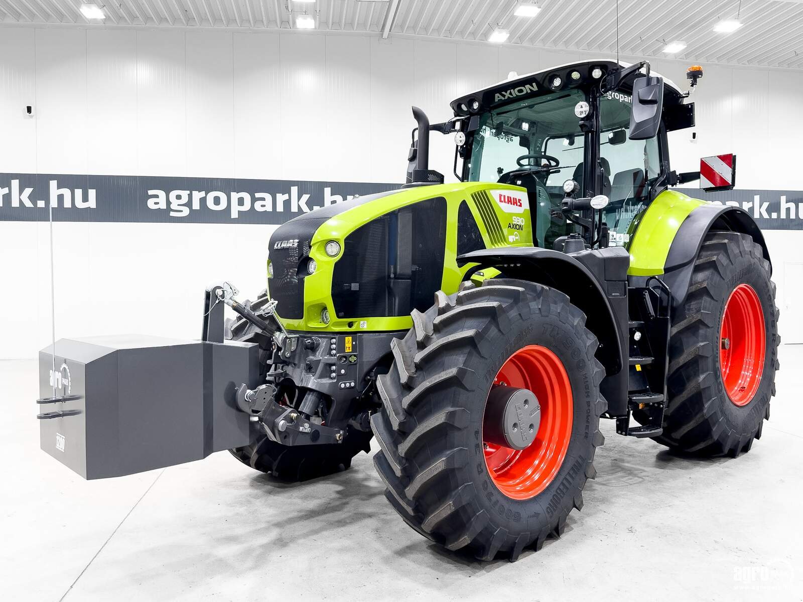 Traktor van het type CLAAS Axion 930, Gebrauchtmaschine in Csengele (Foto 1)