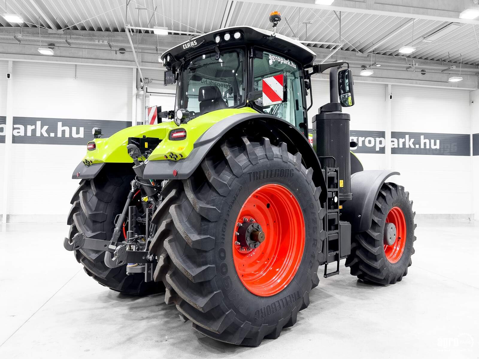 Traktor van het type CLAAS Axion 930, Gebrauchtmaschine in Csengele (Foto 3)